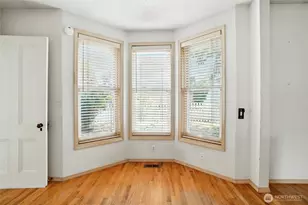 4272 SE Washington St, Portland, OR 97215 - Photo 11