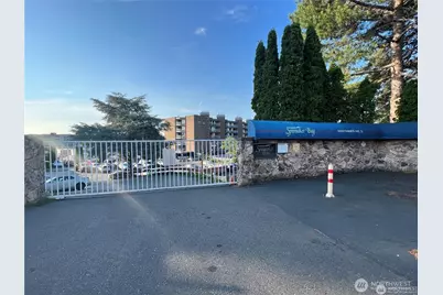 9500 Rainier Avenue S #212, Seattle, WA 98118 - Photo 35