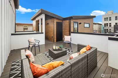 318 C Bellevue Avenue E, Seattle, WA 98102 - Photo 13