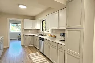 3541 Fairway Ln, Longview, WA 98632 - Photo 13