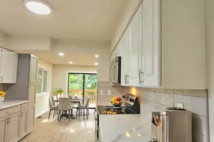 3541 Fairway Ln, Longview, WA 98632 - Photo 11