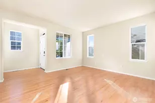 20914 13th Pl W, Lynnwood, WA 98036 - Photo 3