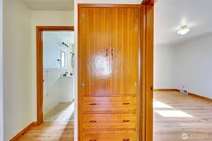 2105 E Highlands St, Bremerton, WA 98310 - Photo 21