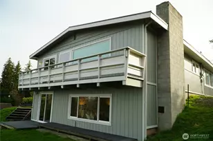 993 N W Camano Dr, Camano Island, WA 98282 - Photo 5