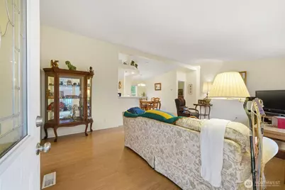 1913 7th Street, Sedro Woolley, WA 98284 - Photo 3