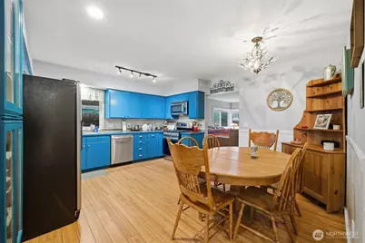 701 Jennings Avenue, Sedro Woolley, WA 98284 - Photo 7