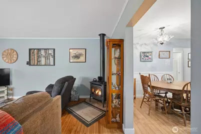 701 Jennings Avenue, Sedro Woolley, WA 98284 - Photo 5