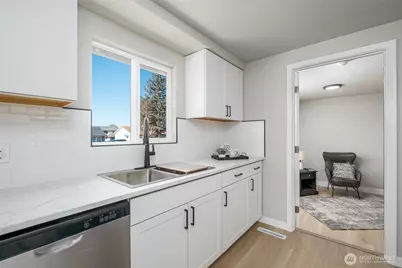 415 N Earl Road, Moses Lake, WA 98837 - Photo 11