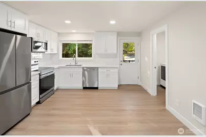 845 Kirkland Way, Kirkland, WA 98033 - Photo 17