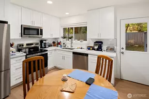 845 Kirkland Way, Kirkland, WA 98033 - Photo 9