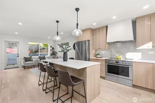 7352 22nd Ave NW, Seattle, WA 98117 - Photo 9