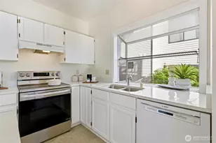 3416 161st Court Southeast, Bellevue, WA 98008 - Photo 9