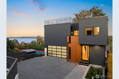 3856 Cascadia Avenue S, Seattle, WA 98118 - Photo 1