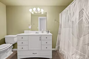 11720 130th Ave Ct E, Puyallup, WA 98374 - Photo 17