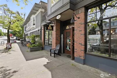 1909 10th Avenue W #203, Seattle, WA 98119 - Photo 25