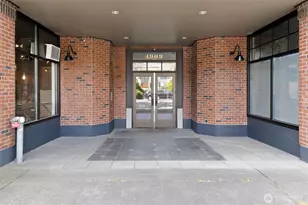 1909 10th Ave W, Seattle, WA 98119 - Photo 23