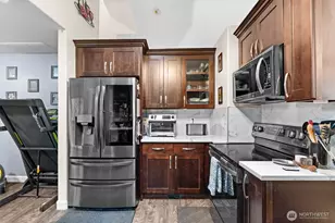 10510 198th Ave Ct E, Bonney Lake, WA 98391 - Photo 19