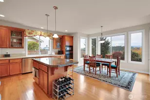 9615 183rd Ave E, Bonney Lake, WA 98391 - Photo 13