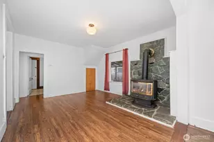 1707 22nd St, Bellingham, WA 98225 - Photo 9