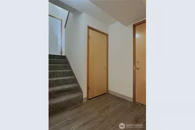 10539 Evanston Avenue N, Seattle, WA 98133 - Photo 19