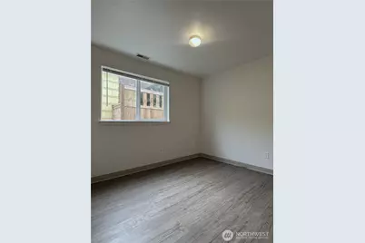 10539 Evanston Avenue N, Seattle, WA 98133 - Photo 23