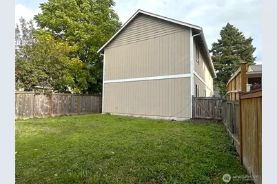 10539 Evanston Avenue N, Seattle, WA 98133 - Photo 35