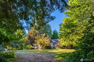 3715 Holiday Dr SE, Olympia, WA 98501 - Photo 3