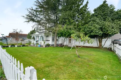 2701 Simpson Avenue, Hoquiam, WA 98550 - Photo 3