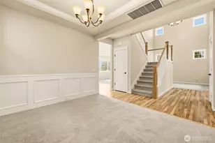 2504 SW 201st Pl SW, Lynnwood, WA 98036 - Photo 3