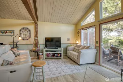 209 Canal Drive SE, Ocean Shores, WA 98569 - Photo 17