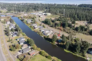 209 Canal Dr SE, Ocean Shores, WA 98569 - Photo 37