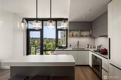 889 Avenue Square NE #504, Bellevue, WA 98004 - Photo 7