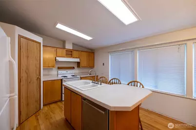 404 N Scheaffer Street, Oakville, WA 98568 - Photo 11