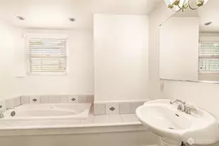 1010 99th Ave SE, Lake Stevens, WA 98258 - Photo 13