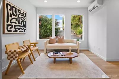 2805 S Grand Street, Seattle, WA 98144 - Photo 3