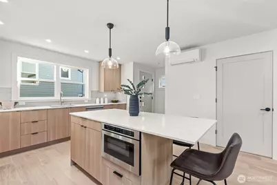 7352 22nd Avenue NW, Seattle, WA 98117 - Photo 7