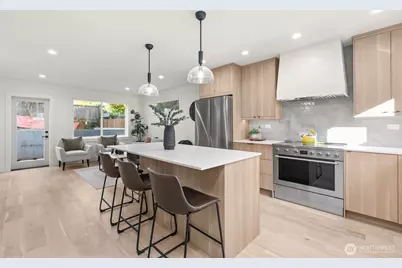 7352 22nd Avenue NW, Seattle, WA 98117 - Photo 9