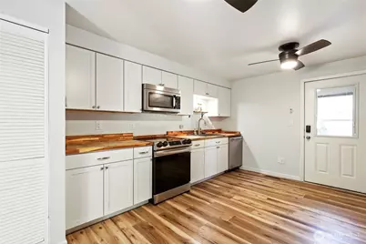 250 NE Silver Pine Drive, Bremerton, WA 98311 - Photo 9