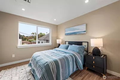 6707 Aurora Avenue N, Seattle, WA 98103 - Photo 27