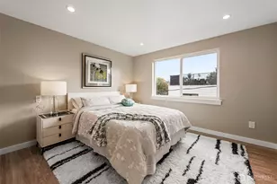 6707 Aurora Ave N, Seattle, WA 98103 - Photo 25