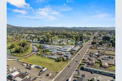 4504 Ocean Beach Highway, Longview, WA 98632 - Photo 17