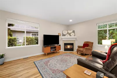 23124 NE 8th Place, Sammamish, WA 98074 - Photo 5