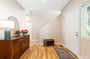 23124 NE 8th Pl, Sammamish, WA 98074 - Photo 5