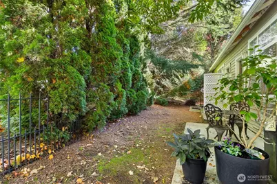 23124 NE 8th Place, Sammamish, WA 98074 - Photo 29