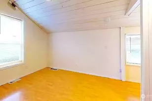 8829 Midvale Ave N, Seattle, WA 98103 - Photo 7