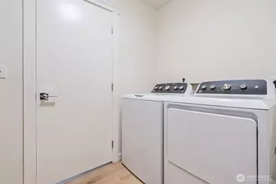 2511 NE 1st Street, Renton, WA 98056 - Photo 11