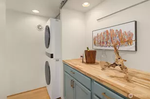 112 18th Ave, Seattle, WA 98122 - Photo 13