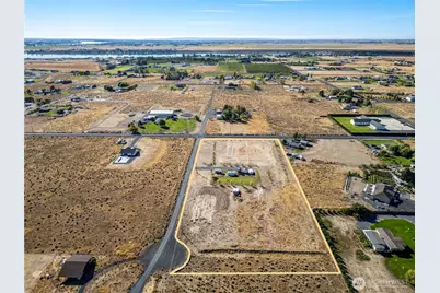 7814 Rd NE D.7, Moses Lake, WA 98837 - Photo 1