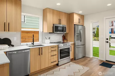 6503 Dibble Avenue NW, Seattle, WA 98107 - Photo 3