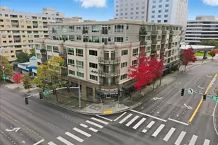 300 110th Ave NE, Bellevue, WA 98004 - Photo 17